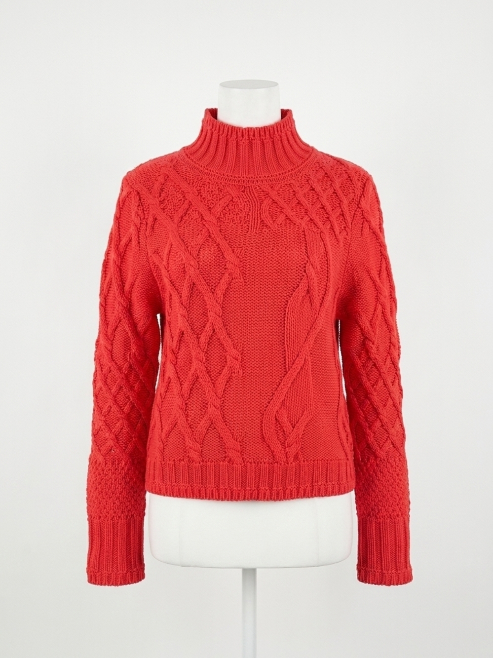 NEW DOLCEZZA women's cable knit sweater in red